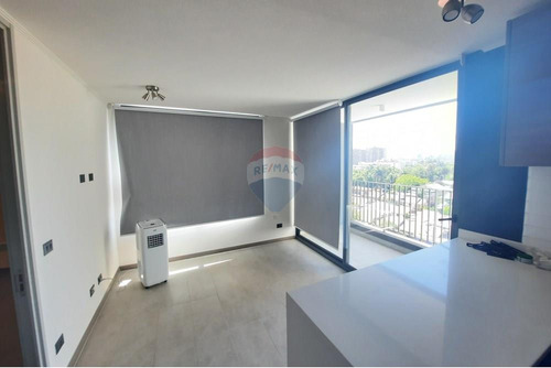 Arriendo / 1 Dormitorio / Rodrigo De Araya 3280