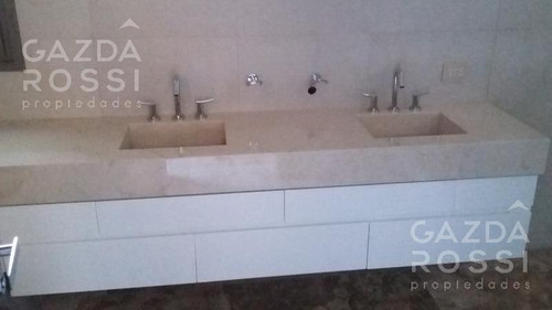 Imagen 14 de 18 de Importante Casa A Estrenar En Saint Thomas Este