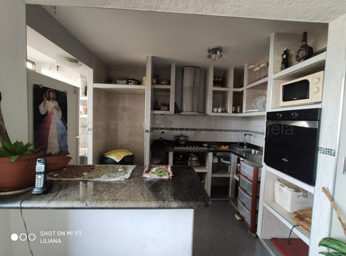Imagen 2 de 10 de En Venta Apartamento Mls #21-12486