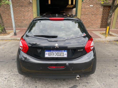 208 Feline 1.6n