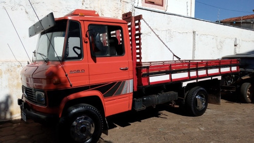 Imagem 7 de 8 de Mercedes 608d
