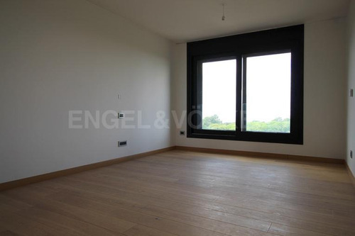 Imagen 15 de 15 de Fantástico Apartamento Frente Al Golf A Estrenar