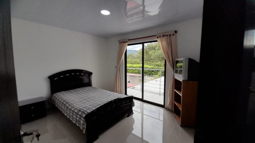 Guaduas, Cundinamarca Casa Condominio Tupinamba. 182 Mts Construidos