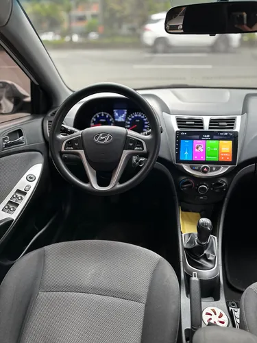Hyundai Accent 1.6l 5 p