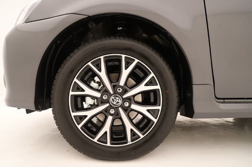 Imagen 14 de 15 de Toyota Etios 1.5 5 Ptas Xls 6mt
