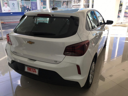 Chevrolet Onix Lt Tech (sf)
