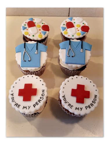 Imagen 6 de 10 de Cupcakes Personalizados Y Decorados (mínimo 1 Docena)