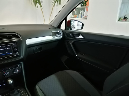 Imagen 9 de 15 de Vw Tiguan Trendline Dsg 2020!!!
