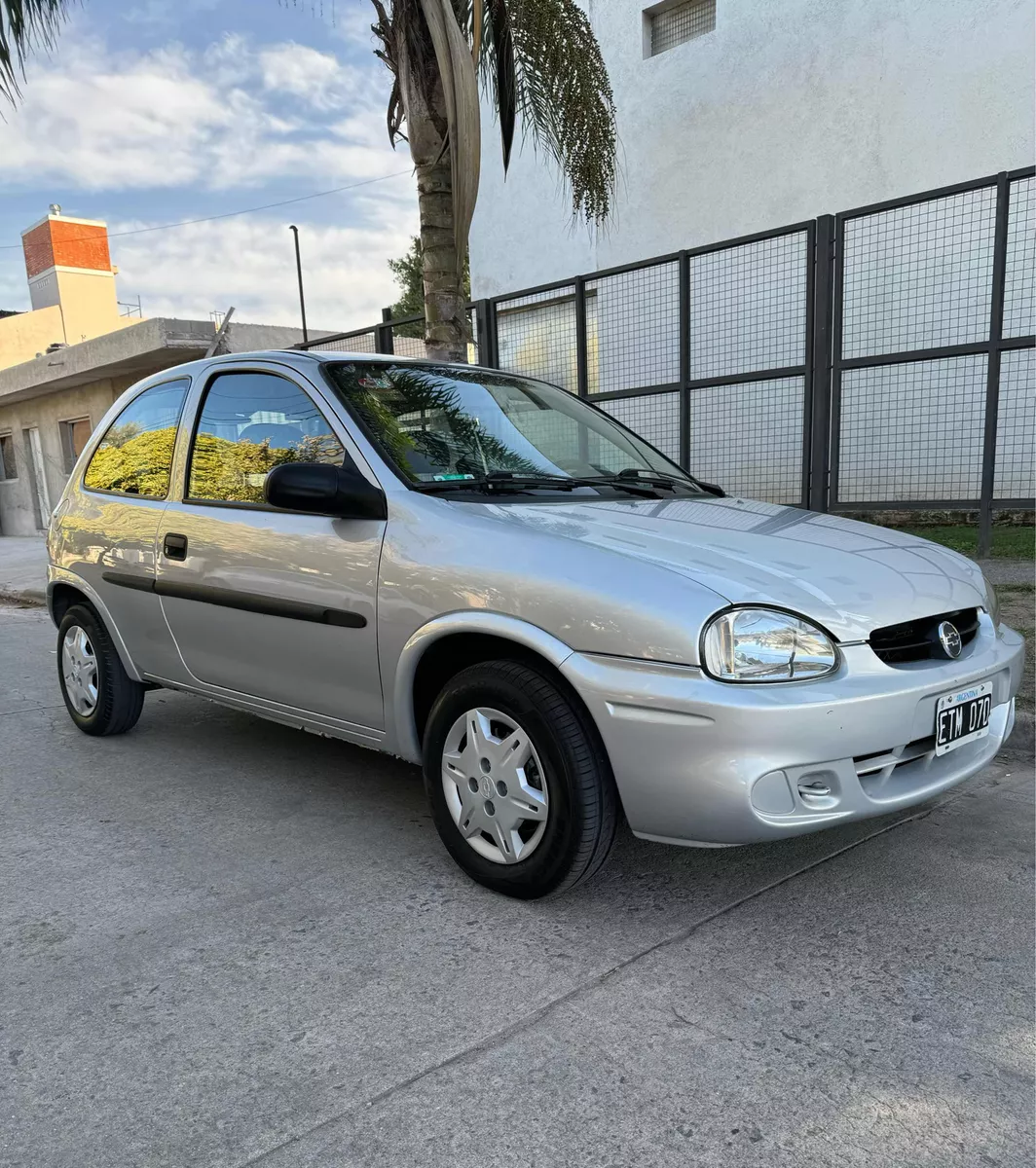 Chevrolet Corsa 1.6 Gl Aa Dh