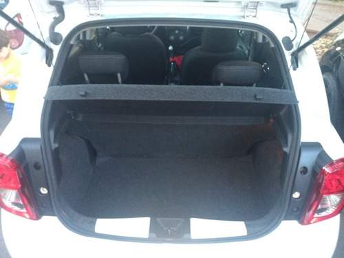 Nissan March 1.6 Sv