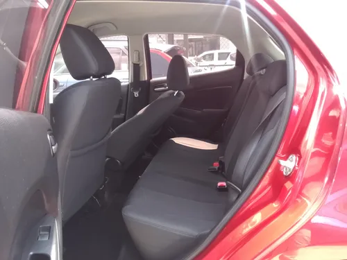 Mazda 2 Hb Mt - 2015