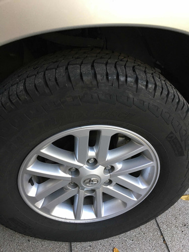Toyota Hilux 3.0 Cd Srv Cuero 171cv 4x2 2014