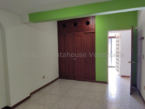 Imagen 12 de 20 de Yely Romero 04144351945 - Rentahouse Vende Casa Parque Mirador. Cod: 22-11475