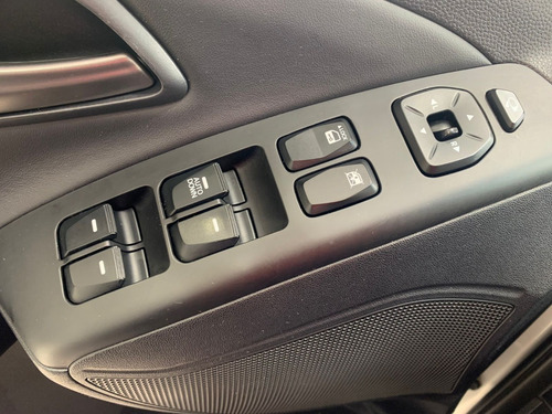 Imagem 9 de 15 de Hyundai Ix35 Gl 2.0 Flex 2018 Aut Completo
