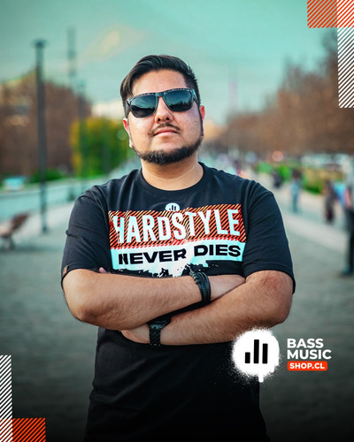 Imagen 2 de 5 de Polera Hardstyle Never Dies By Bassmusic