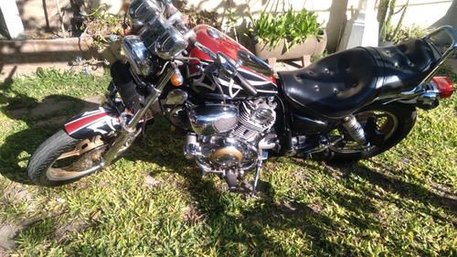 Moto Yamaha Virago 1100