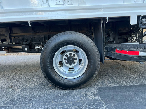 RAM 4000 5.7 Chasis Cabina Pl 4x2 Mt