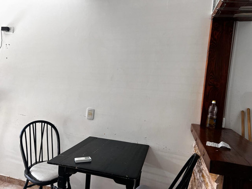 Casa Monohambiente En Pilar Centro