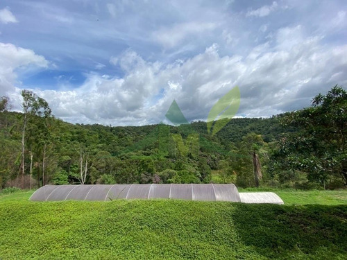 Chácara À Venda Em Atibaia Com 9 Mil Metros De Terreno - 1637