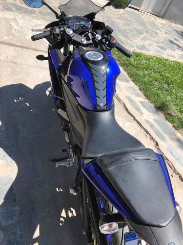 Yamaha R3 321cc