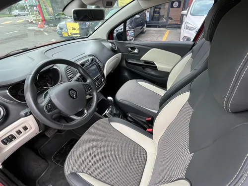 Renault Captur 2.0 Intens Automática