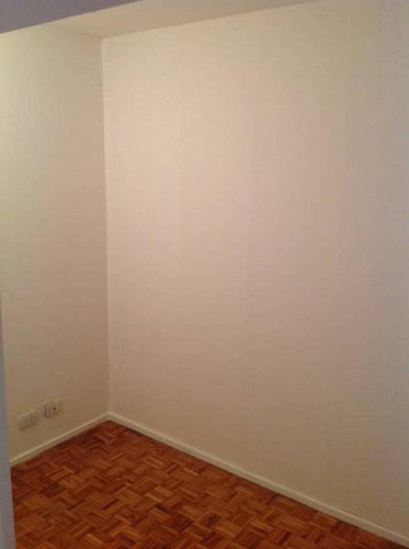 Imagen 5 de 14 de Oficina En Retiro De 30 M2 En Edificio De Categoria