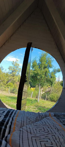Hermoso Camping Con Complejo De Dormís Y Piscina