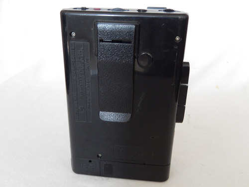 Sanyo M-gr63 Reproductor De Cassettes Am-fm Walkman Negro (Usado)