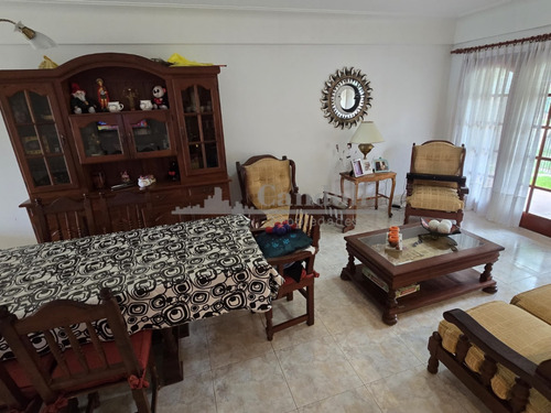 Chalet En Venta 4 Ambientes - Santa Clara Del Mar, En Dos Plantas