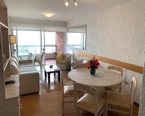 Apartamento En Mansa, Primera Linea - Consulte !!!!!!- Ref: 3965