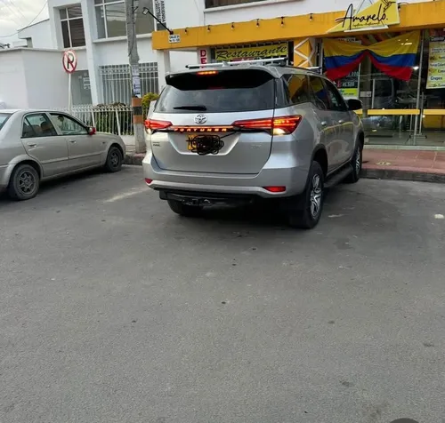 Toyota Fortuner 2.4 2023