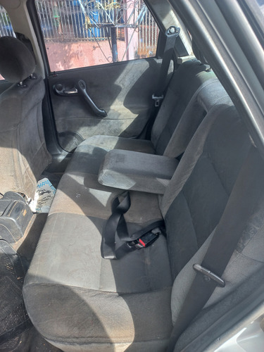 Chevrolet Vectra 2.2 Milenium 4p