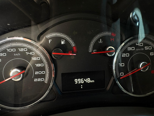 Fiat Palio 1.6 MPI ESSENCE 16V FLEX 4P MANUAL
