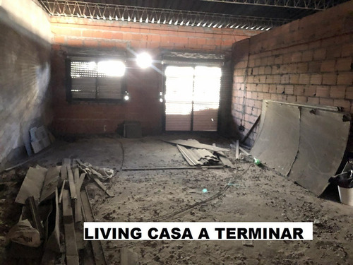 Imagen 4 de 30 de Av. Carabobo 525 630m2 / Patio, Vestuarios, Baños, Oficinas, Apto Todo Rubro!