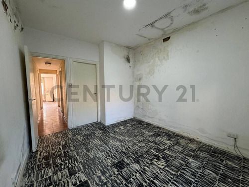 Venta Casa 3 Ambientes Con Galpón