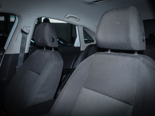 Imagen 13 de 15 de Volkswagen Vento 2019 1.4 Comfortline 150cv At