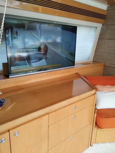 Ferretti 70 - Fly 02x Man 1550hp - 04 Suites