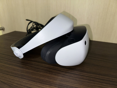 Playstation Vr2 Sony + Juego Happyfunland Realidad Virtual (Usado)