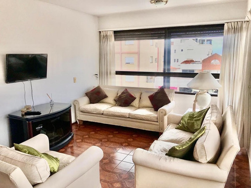 Imagen 2 de 18 de Venta Apartamento Peninsula 3 Dormitorios Y Servicio, Garage