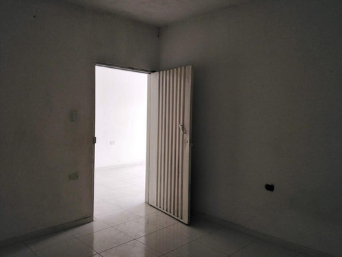 Imagen 7 de 14 de Casa En Arriendo En Cali Alfonso López Ii Etapa