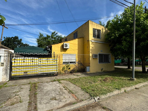 Oportunidad-casa En Venta-bella Vista 4amb.