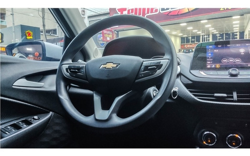 Imagem 8 de 15 de Chevrolet Onix 1.0 Flex Lt Manual