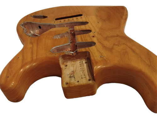 Cuerpo Fender Stratocaster Japón Ash 67 Diestro Nude Maple