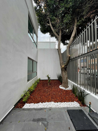 Imagen 1 de 14 de Casa A Estrenar De Lujo/ 4 Recamaras/jardín/4 Autos.