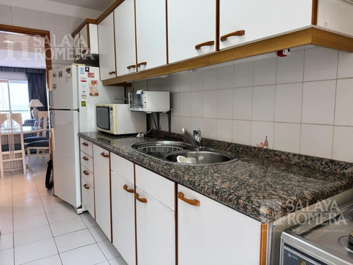 Venta- Apartamento Zona El Emir , Playa Brava , Punta Del Este Sap5885699