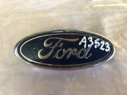 Emblema Parrilla Ford Focus 1999-2004