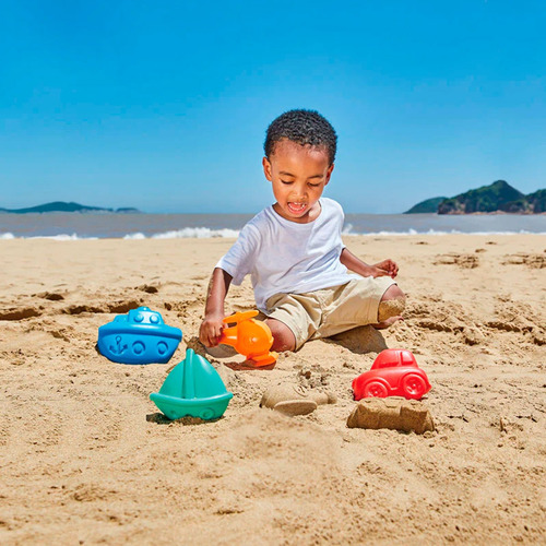 Set De Playa - 4 Moldes De Vehículos - Hape - Vamos A Jugar