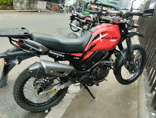Xpulse 200 Fi Roja