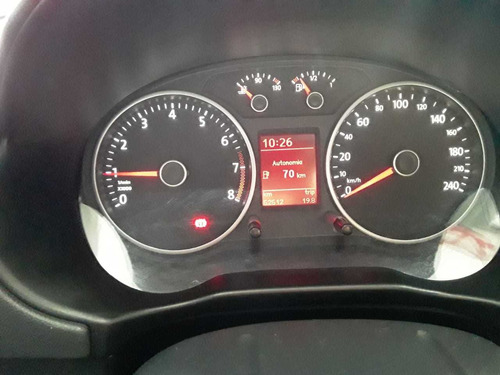 Volkswagem Voyage Comfortline Total Prata 1.6 8v Msi 2015 5p