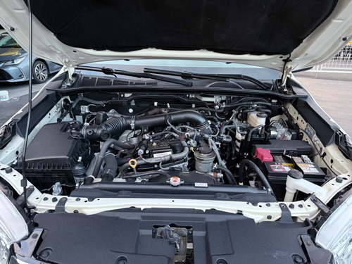 Toyota Picape Cabine Dupla Toyota Hilux Cabine Dupla 2.7 SR CD 4x2 (Flex) (Aut)